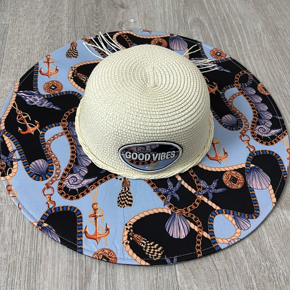 Woman’s Lucky 7 Good Vibes Coastal Straw Beach/Sun Hat